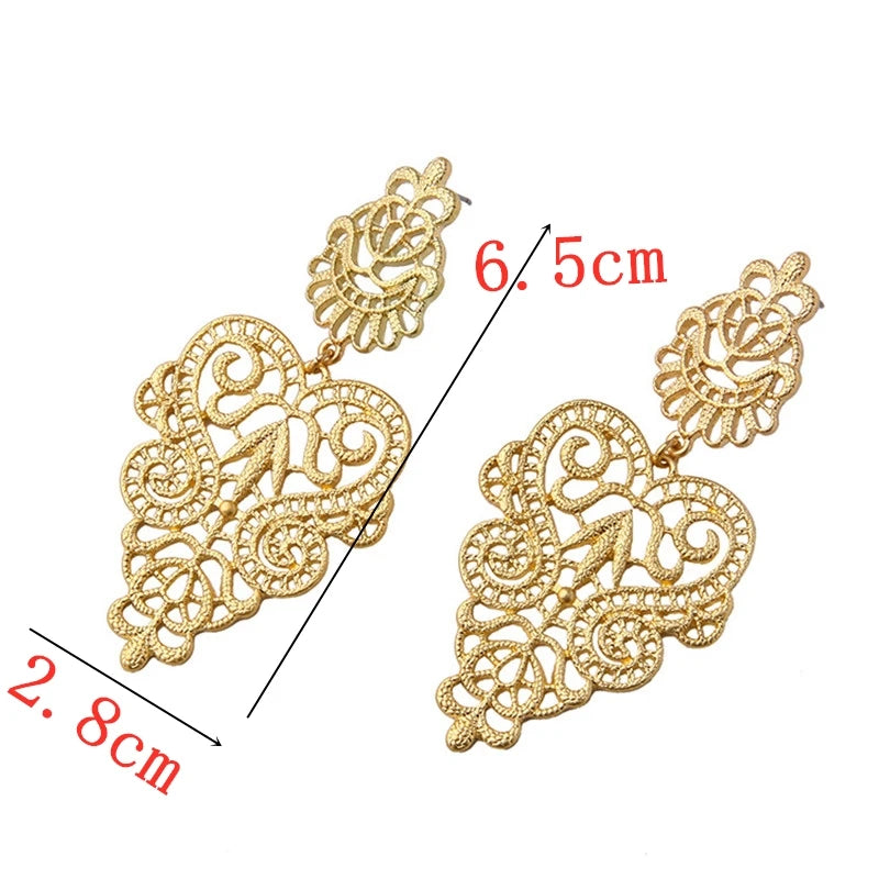 Retro Baroque Style Hollow Carved Leaf Drop Earring for Women Girls Gift Studs Jewelry Boho Orecchino Dangle Jewerly Wholesale