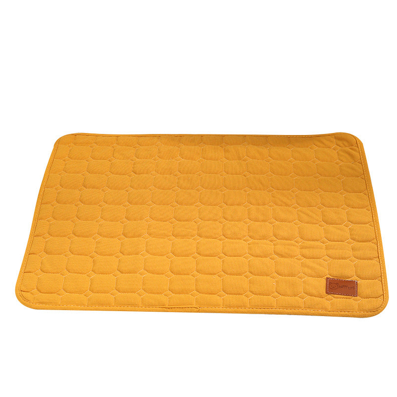 Autumn and Winter Pet Mat! Ideal for Dogs and Cats, This Thick and Comfortable Accessory