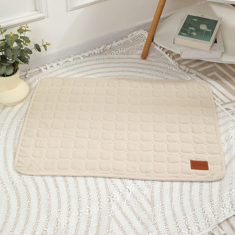 Autumn and Winter Pet Mat! Ideal for Dogs and Cats, This Thick and Comfortable Accessory
