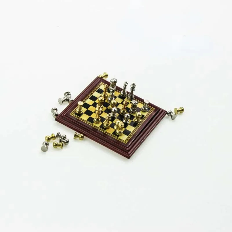 Hot-selling Chess Pieces Original Solid Wood 3 Inch Brown and Wood