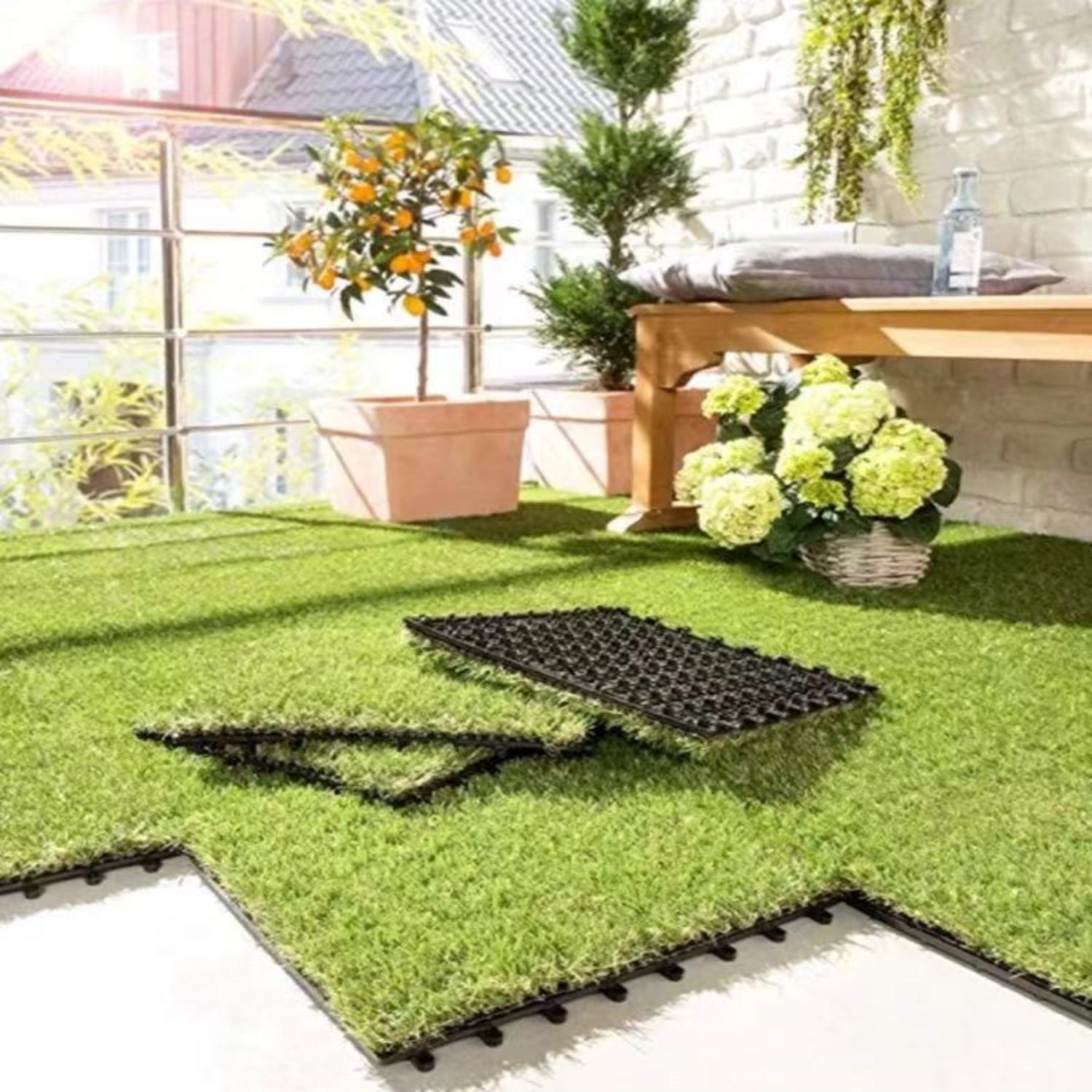 Artificial lawn carpet, perfect for pets to play on.